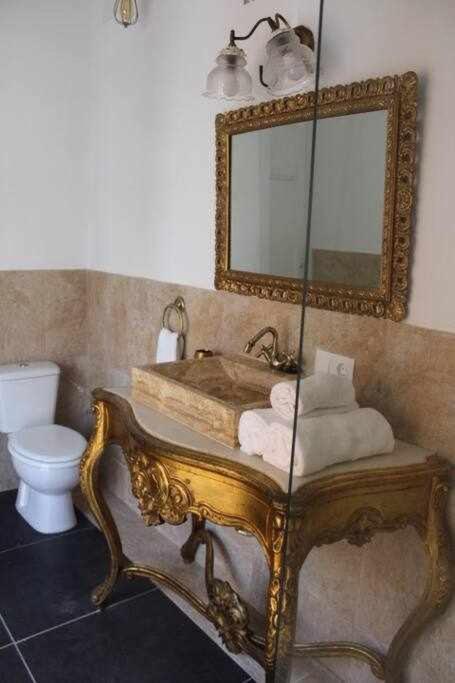 Casa Palacio Del Siglo XVIII En Centro Sevilla Esterno foto