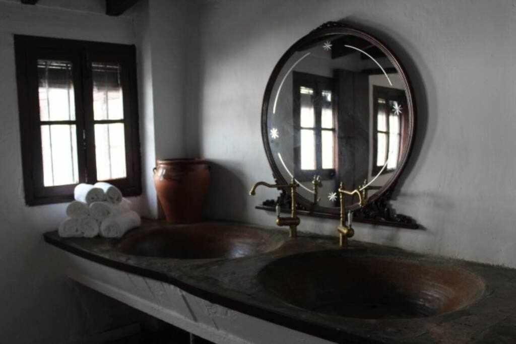 Casa Palacio Del Siglo XVIII En Centro Sevilla Esterno foto
